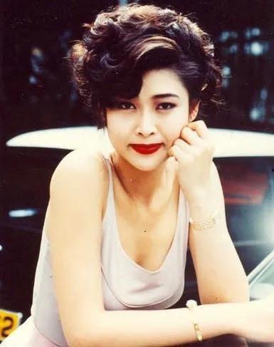 情不自禁叶玉卿在线观看,叶玉卿经典影视作品在线重温  第2张